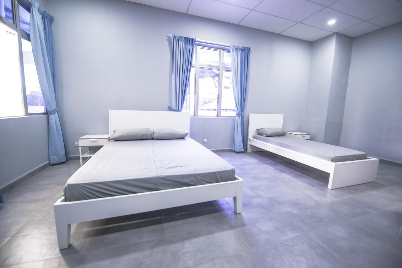 Im4U Hostel, Dek@T Puchong Exterior photo